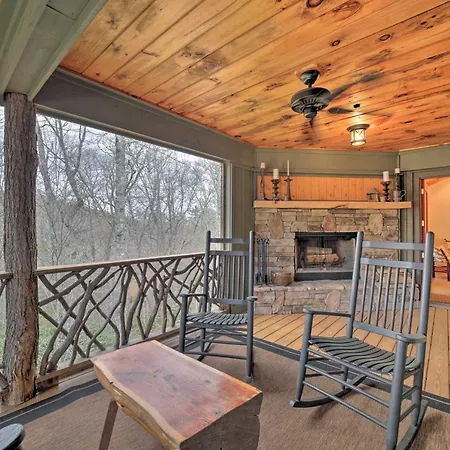 Woodsy Smoky Mtn Hideaway With Grill And Views! Villa